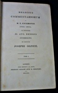 Delectus commentariorum in M. T. Ciceronis opera omnia. 3 volumes