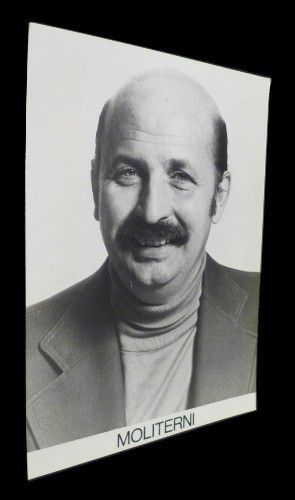 Photographie noir et blanc de Moliterni