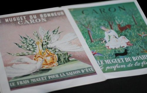 Quatre publicités pour le parfum 