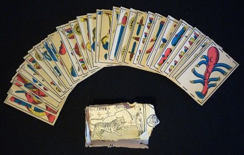 Jeu de 40 cartes à jouer (enseignes latines)