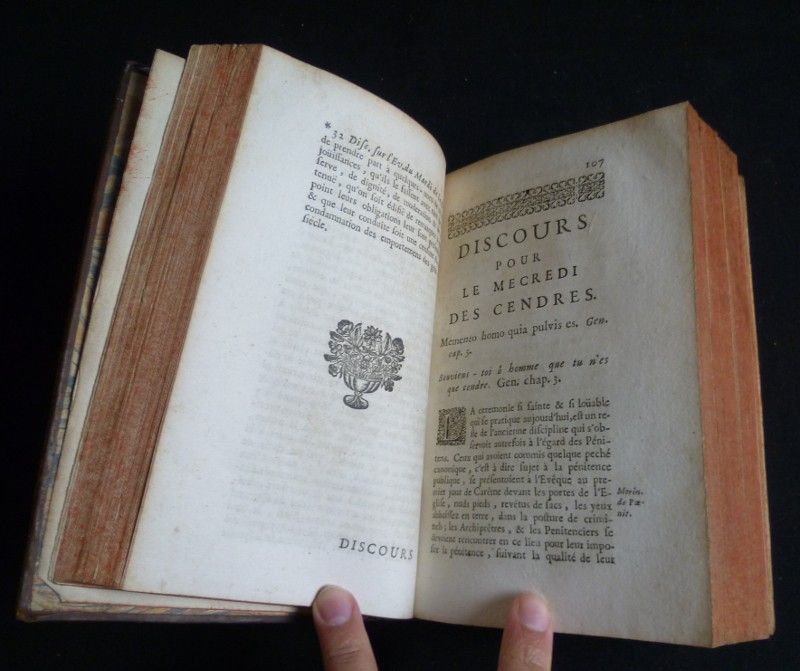 Explication des épitres et évangiles de tous les dimanches de l'année et de tous les mistères de Nôtre Seigneur, et de la très-Sainte Vierge, à l'usage des Eclésiastiques