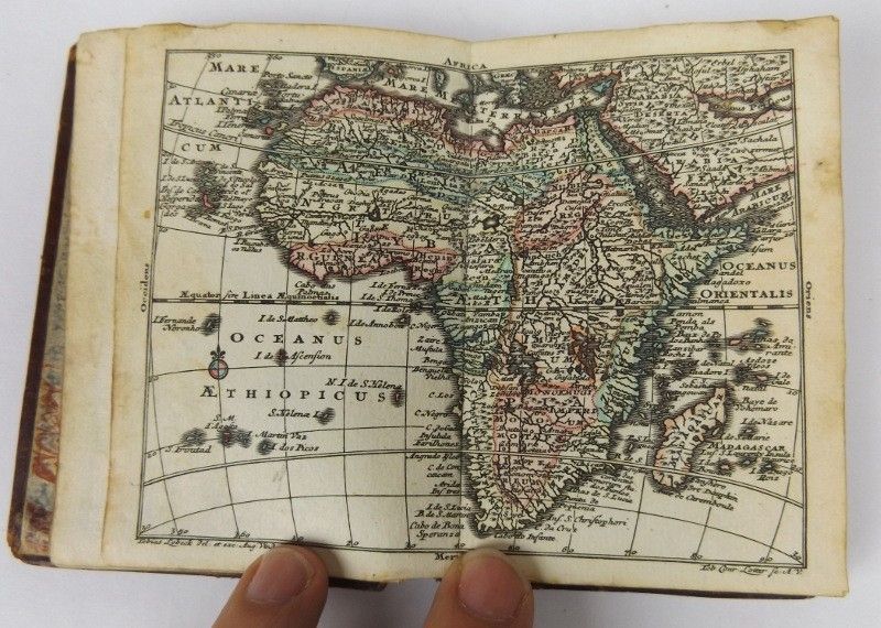 Atlas geographicus portabilis XXXIX mappis orbis habitabilis regna exhibens (atlas de poche de Conrad Lotter)