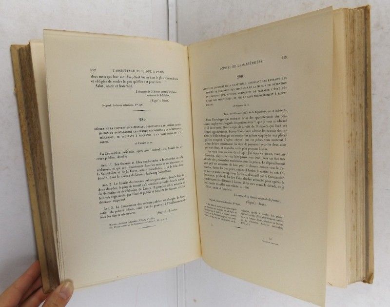L'assistance publique à Paris pendant la Révolution. Documents inédits recueillis et publiés par Alexandre Tuetey. (4 volumes)