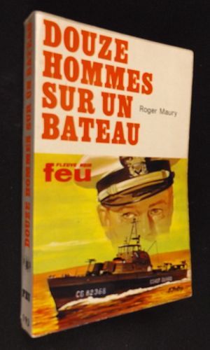 Douze hommes sur un bateau