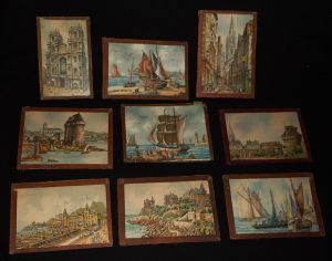 Lot de 9 cartes postales sous verre par Barday