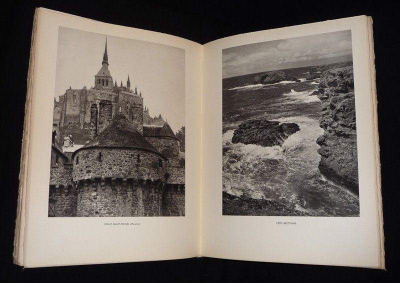 R.F. (Ouvrage édité à l'occasion de la visite en France de leurs majestés britanniques le Roi Georges VI et la Reine Elisabeth, 19-22 juillet 1938)