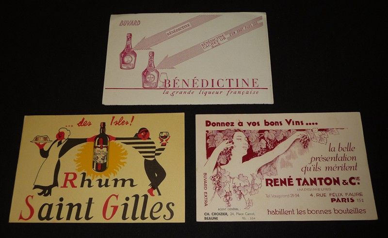 Lot de 3 buvards publicitaires sur le thème de l'alcool : Bénédictine - Rhum Saint-Gilles - René Tanton & Cie