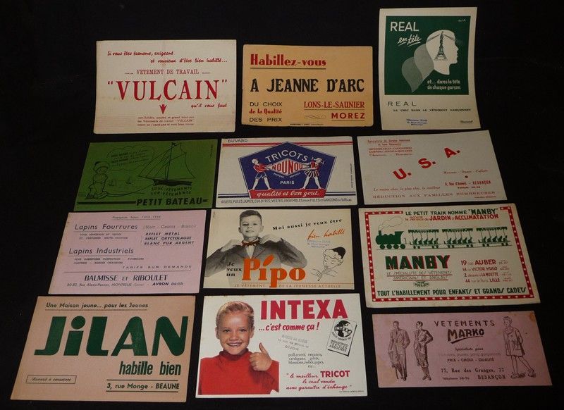 Lot de 12 buvards publicitaires : Vêtements