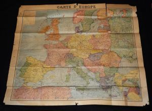 Carte d'Europe après le partage de la Tchécoslovaquie et les événements d'Albanie