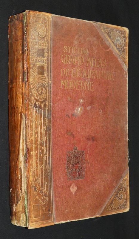 Grand atlas de géographie moderne