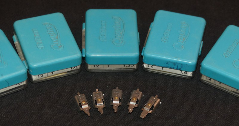 Lot de 22 plumes Minerva et 314 Pelikan Graphos Gunther Wagner