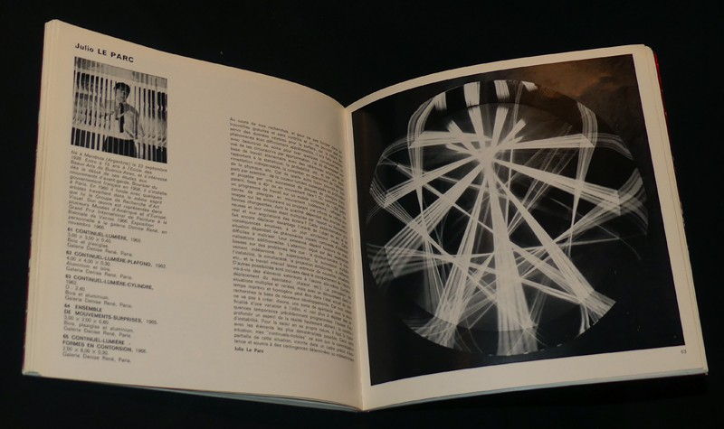 Art cinétique à Paris. Lumière et mouvement