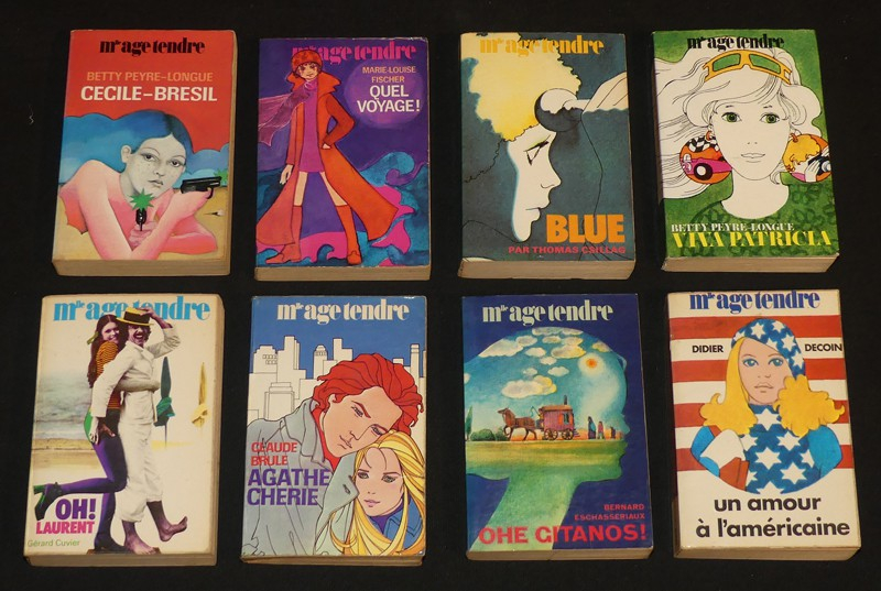 8 volumes de la collection Mlle Age tendre