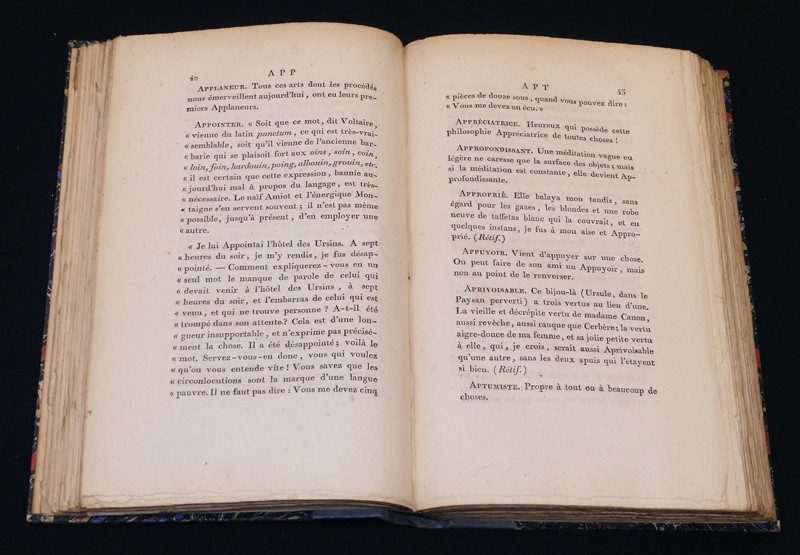 Néologie ou Vocabulaire de mots nouveaux, à renouveler, ou pris dans les acceptations nouvelles.
