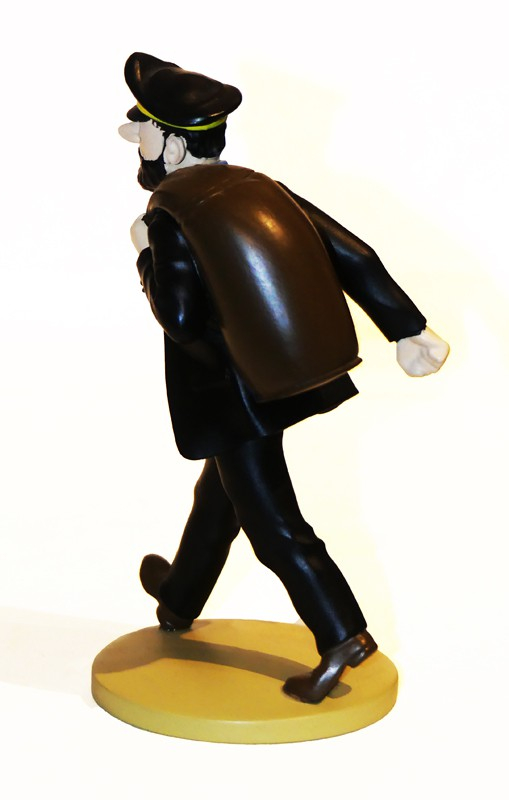 Figurine Tintin : 'Le Capitaine Haddock en route' de l'album Les Sept Boules de cristal