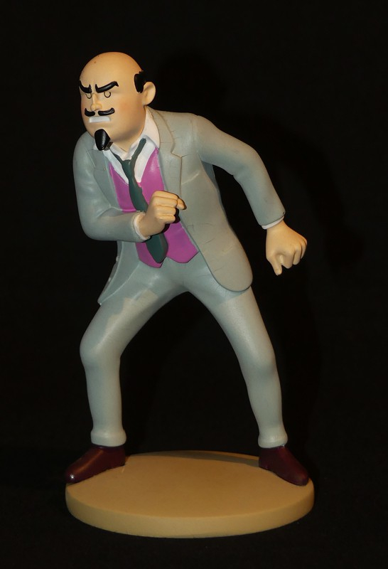 Figurine Tintin : 'Le Docteur Müller incendiaire' de l'album L'île Noire