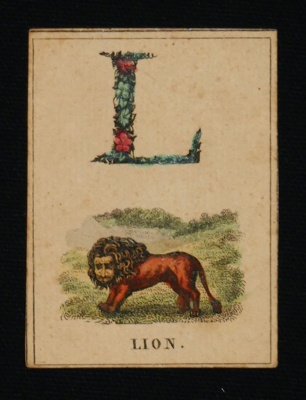 Joli abécédaire en fleur orné d'un grand nombre d'animaux et des mots les plus faciles à épeler.