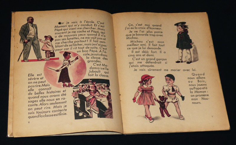 Lot de cinq album de la série