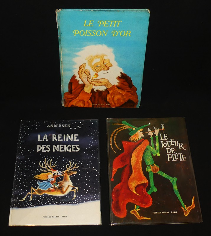 Lot de trois albums de contes illustrés par Tillard
