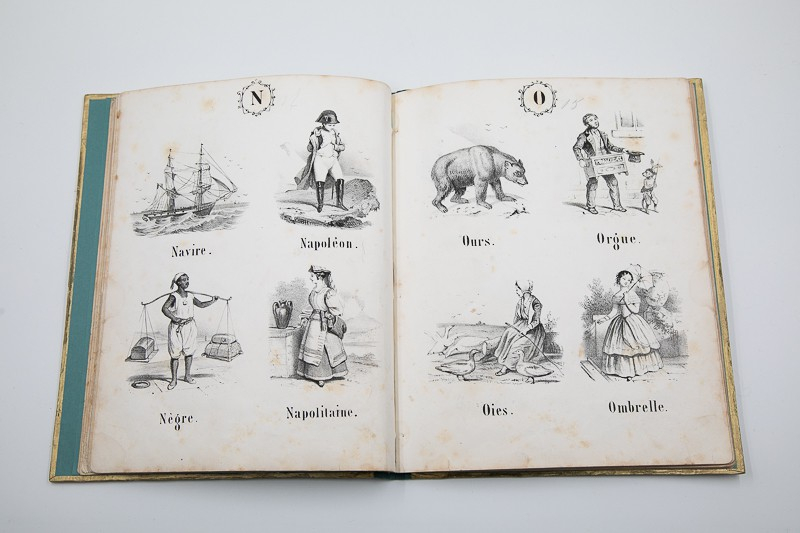 Album Alphabet.