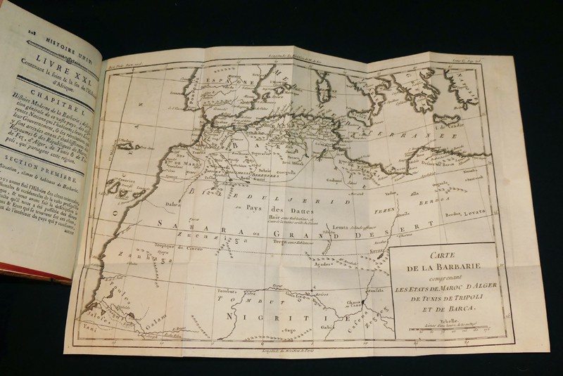 126 volumes - Histoire universelle depuis le commencement du monde jusqu'à présent ; composée en  Anglois par une société de Gens de Lettres; enrichie de figures et de cartes