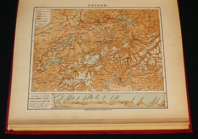 Atlas complet de géographie en relief