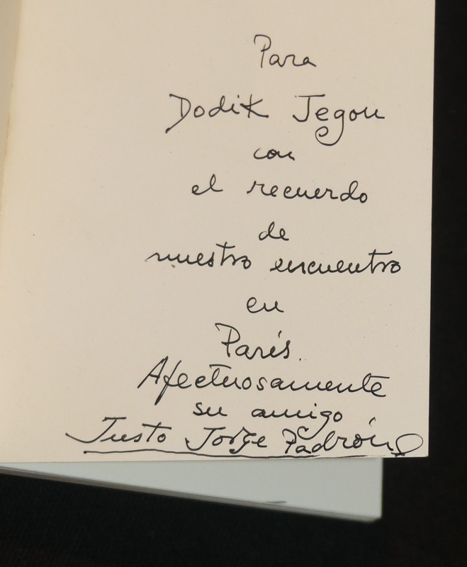 Trois volumes de la collection de Poésie des éditions internationales Euroeditor