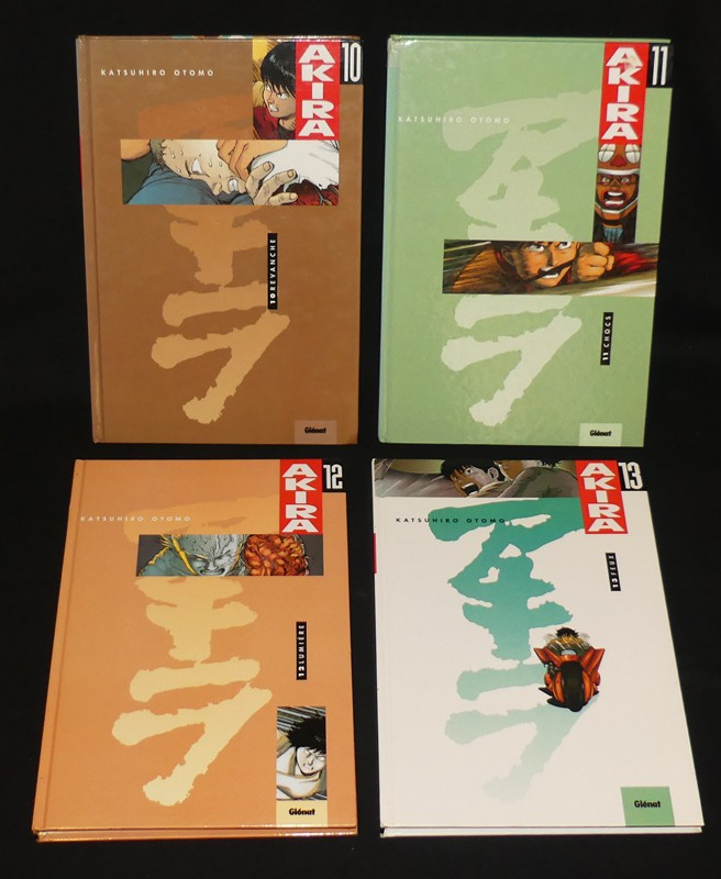 Akira  12 volumes sur 14 , Edition couleur Glénat